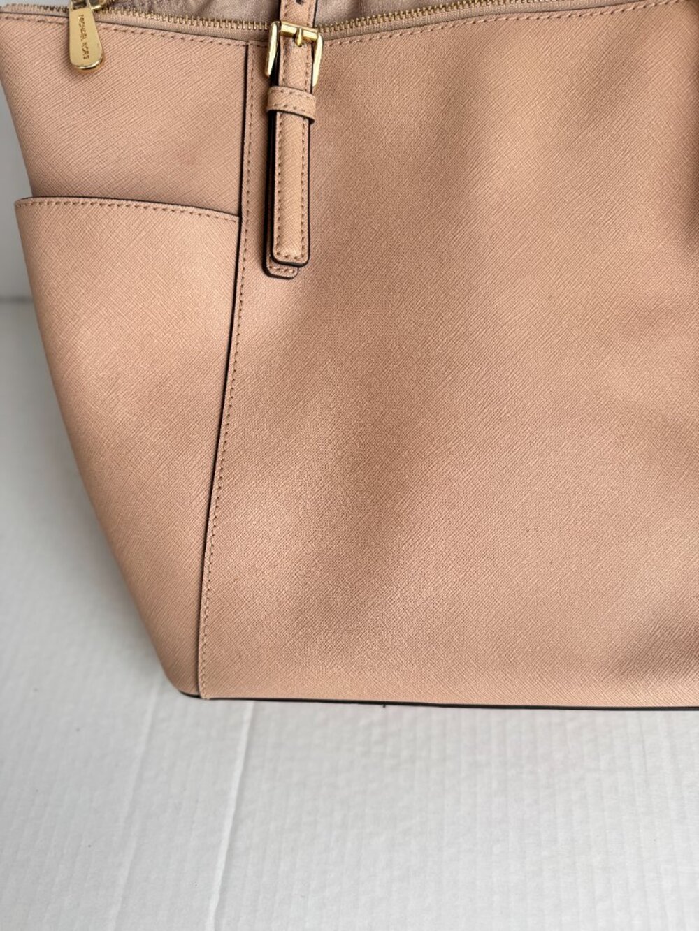 Michael Kors Charlotte Tote & Wallet Set Luggage Leather Gently Used - Picture 7 of 13